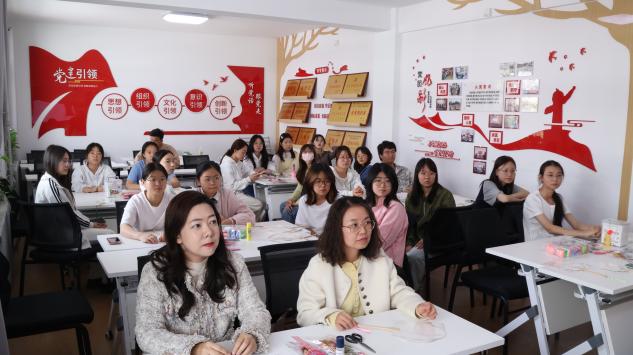 扇舞古韻，文化沁心——潤澤書院舉辦DIY團扇文化藝術體驗活動